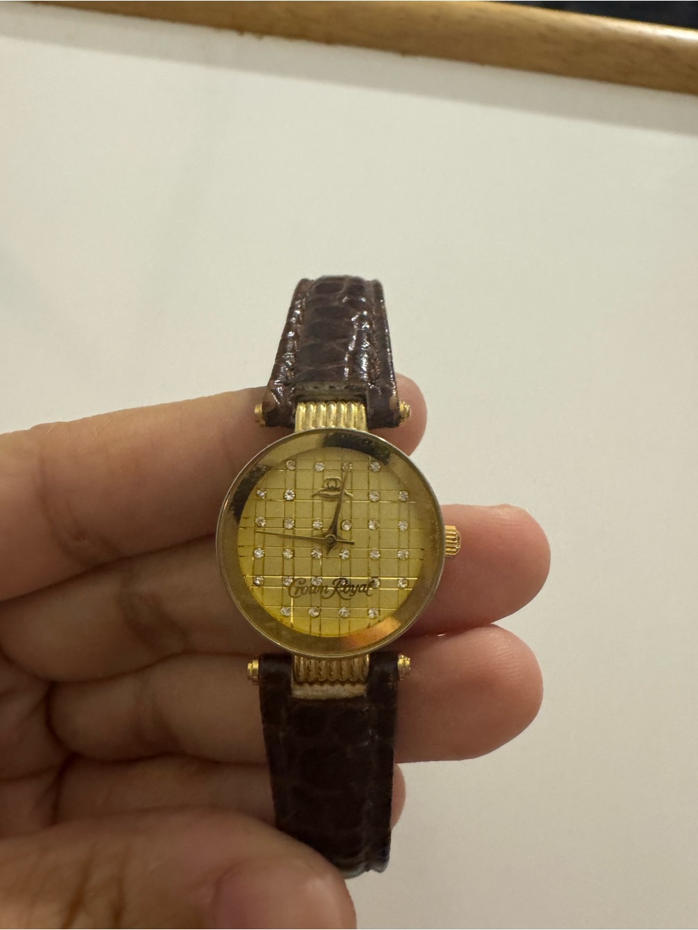 HTF Crown Royal Leather Gold Tone Collectors Watch *Untested*